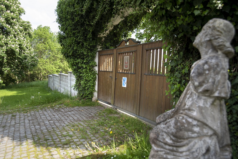 Všeruby brána hřbitov